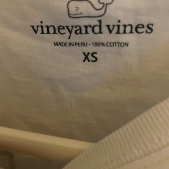 Vineyard Vines long sleeve t-shirt - Picture 4 of 4
